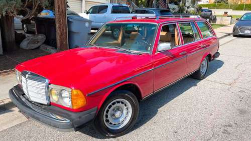 1983 Mercedes Benz 300TD wagon/estate for sale in Los Angeles, CA