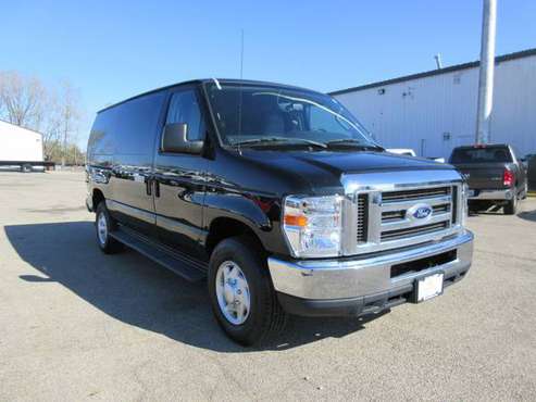 2014 Ford E-350 Mobility Van **BRAUN SIDE ENTRY LIFT W/ LOW MILES** for sale in London, OH