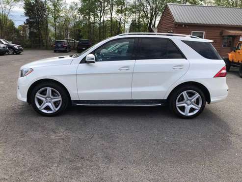 Mercedes Benz AWD ML 550 SUV Designo AMG Package Sunroof NAV V8 for sale in Knoxville, TN