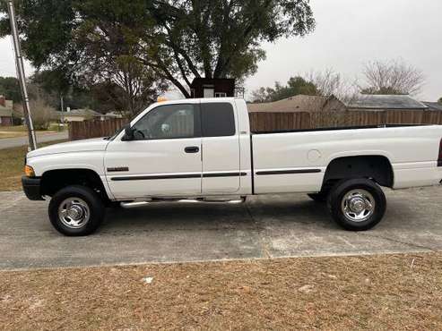 1999 Dodge Ram 2500 4x4 Extended Cab Diesel Pickup Truck - cars & for sale in Summerfield, FL
