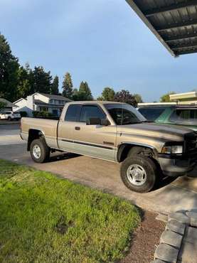 2002 Dodge 2500 4x4 Extra Cab for sale in Eugene, OR
