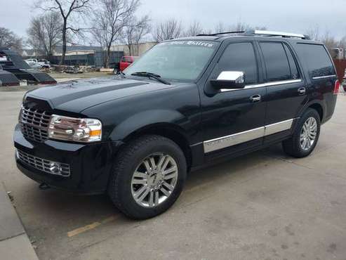 2008 Lincoln Navigator - Financing Available! - cars & trucks - by... for sale in Wichita, KS