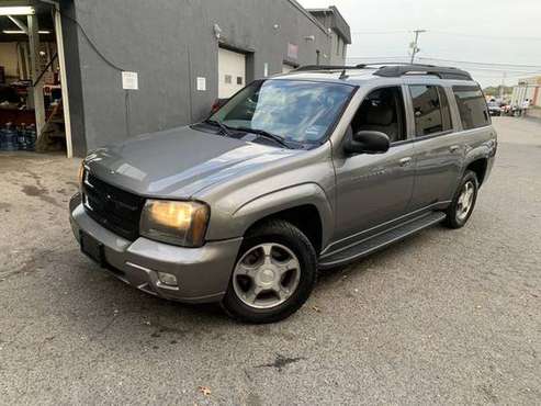 2006 Chevrolet Trailblazer - Financing Available! - cars & trucks -... for sale in Hasbrouck Heights, NY