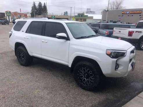 2018 TOYOTA 4RUNNER - - by dealer - vehicle automotive for sale in Conrad, ND