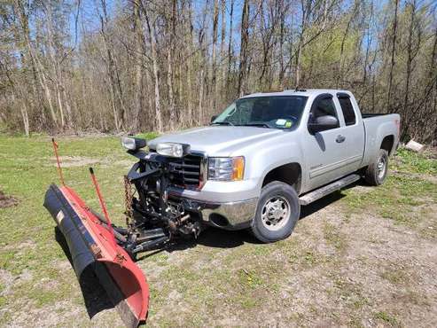 2010 GMC 2500HD, LOW miles for sale in Kent, NY