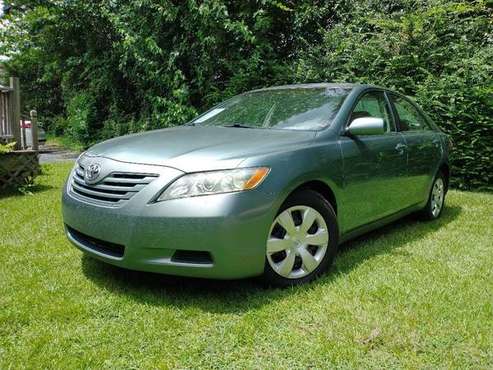2007 Toyota Camry GAS SAVER 1 OWNER - - by dealer for sale in Garden city, GA
