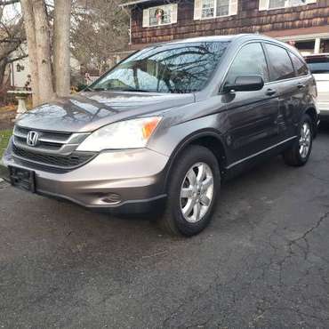 2011 honda crv low miles - cars & trucks - by owner - vehicle... for sale in Blue Point, NY