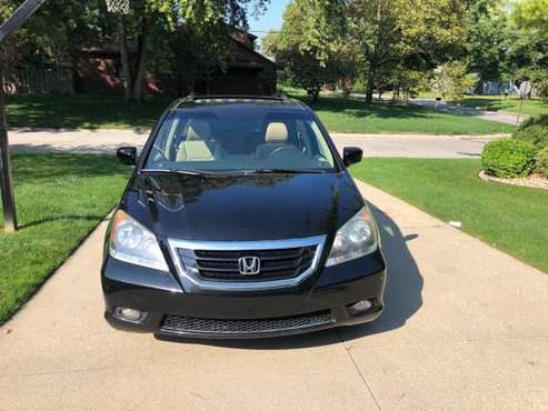 HONDA ODYSSEY MINI VAN TOURING 2008 LOADED & GREAT CONDITION for sale in Toledo, OH