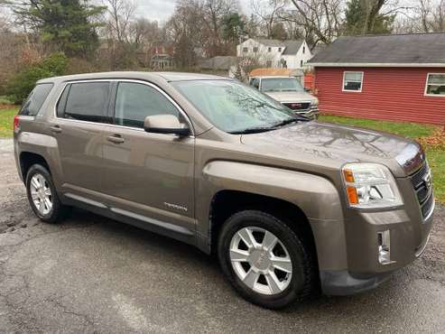 2011 GMC Terrain SLE - cars & trucks - by owner - vehicle automotive... for sale in Pittsburgh, PA