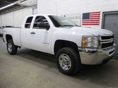 2013 Chevrolet Silverado LS 2500HD 4WD Ext Cab Short Bed V8 Gas for sale in Highland Park, IL