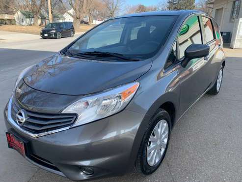 2016 NISSAN VERSA NOTE SV 40MPG - cars & trucks - by dealer -... for sale in Des Moines, IA