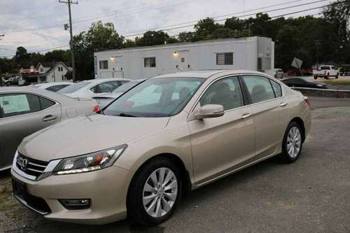 2013 HONDA ACCORD, CLEAN TITLE, SUNROOF, HEATED & MEMORY SEATS, - cars for sale in Graham, NC