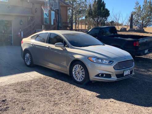 2016 Ford Fusion SE HYBRID - cars & trucks - by owner - vehicle... for sale in Colorado Springs, CO