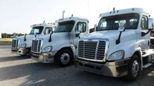 2012 Freightliners & 2012 Freightliners Cascadias for sale in SAN ANGELO, TX