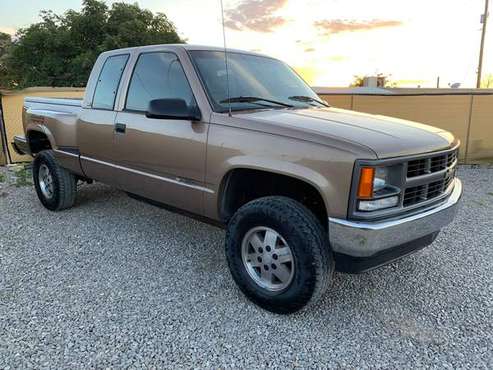 1996 Chevrolet Cheyenne K1500 4WD Clean Title/Carfax - cars & for sale in El Paso, TX