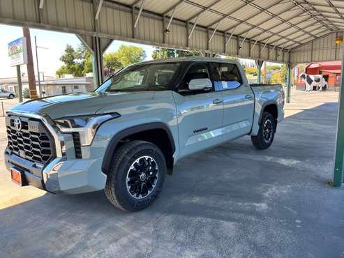 2022 Tundra SR5 TRD premium off-road leather, 14 screen Lunar Rock for sale in Nampa, ID