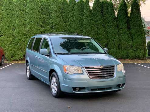 2010 Chrysler Town and Country Touring - cars & trucks - by dealer -... for sale in Jersey City, NJ
