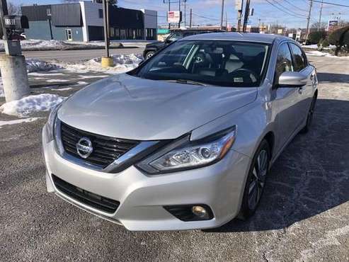 2017 Nissan Altima - - by dealer - vehicle for sale in North Versailles, PA