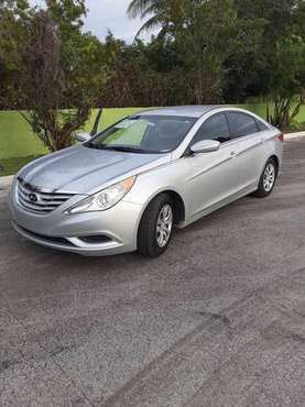 2012 hyundai Sonata - cars & trucks - by owner - vehicle automotive... for sale in Fort Lauderdale, FL