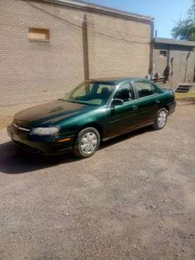 CHEVY MALIBU. 111,000 miles for sale in Canton, OH