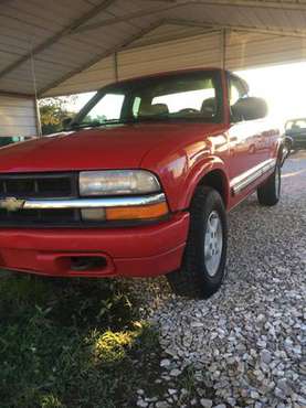2001 S-10 4X4 Extended cab for sale in Marshfield, MO