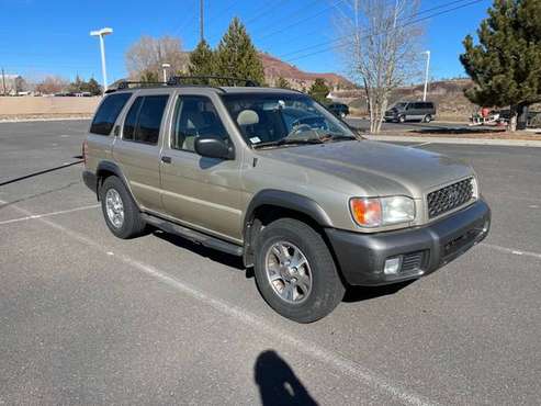 2001 Nissan Pathfinder SE 4x4 for sale in Flagstaff, AZ