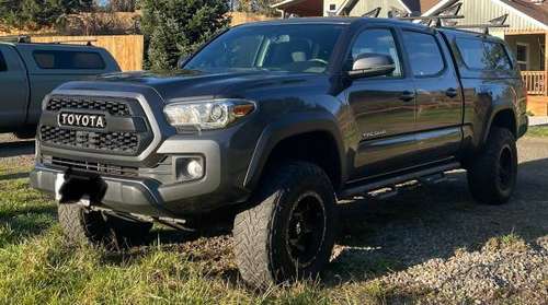 2017 Toyota Tacoma TRD 4x4 off road dbl cab long bed for sale in Eugene, OR