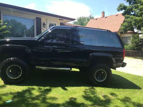 93 Yukon SLE 2 door 4wd. Trans redone. Newer tires. for sale in Genoa, IL