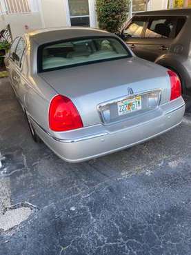 2003 Lincoln town car for sale in Bonita Springs, FL