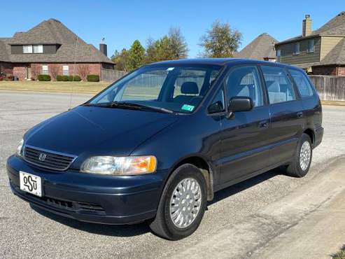 1997 Honda Odyssey LX, 3Rows, Incredible! - cars & trucks - by owner... for sale in Tulsa, OK