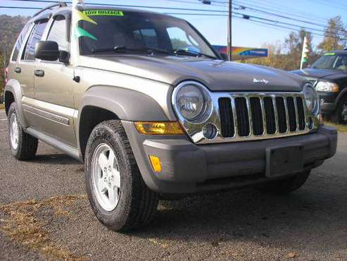 2007 Jeep Liberty 4X4 -95,000 miles for sale in binghamton, NY