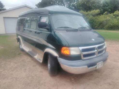 2000 DODGE VAN WITH WHEELCHAIR LIFT for sale in Friendship, WI