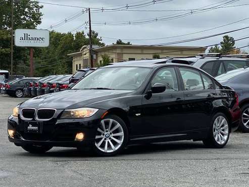 Black 2011 BMW 328i xDrive - heated seats, moonroof, we finance for sale in Middleton, MA