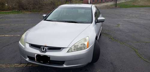 2005 Honda Accord, 5 speed for sale in Dayton, OH