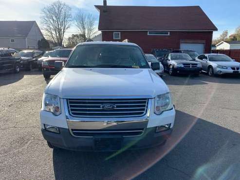 2006 Ford Explorer 4dr 114 WB 4.0L XLT 4WD - cars & trucks - by... for sale in East Windsor, MA