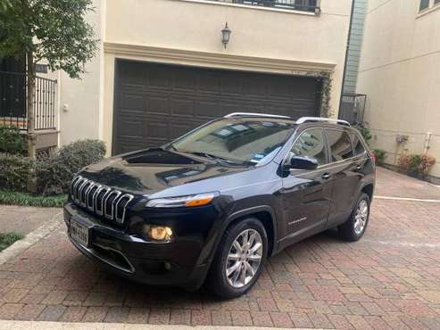 Used 2015 Jeep Cherokee Great Condition for sale in Houston, TX