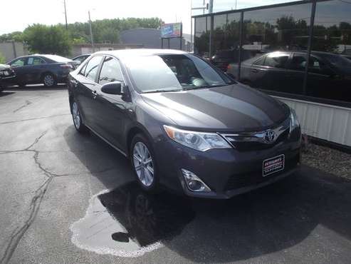 2012 Toyota Camry XLE Clean CarFax Sunroof Leather Backup Cam for sale in Des Moines, IA