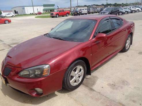 2007 Pontiac Grand Prix 4dr Sdn for sale in Marion, IA