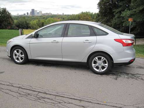 2013 FORD FOCUS SE 4DR 5 SPEED STICK SHIFT(lowered price 10-18-19) for sale in Rochester , NY