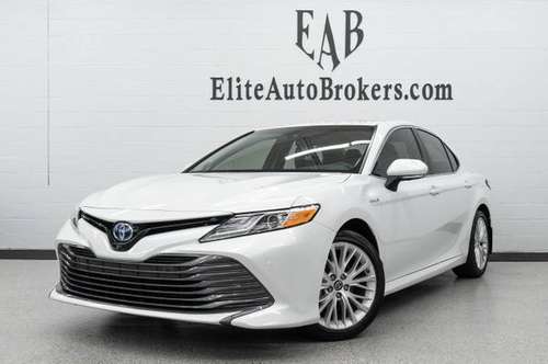 2018 Toyota Camry Hybrid XLE CVT White Pearl for sale in Gaithersburg, District Of Columbia
