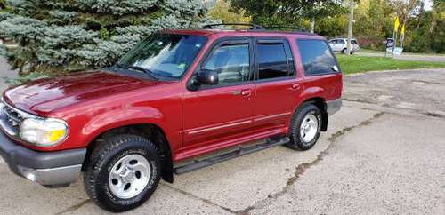 2000 ford explorer for sale in Mount Clemens, MI