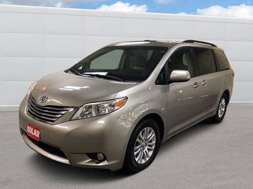 2017 Toyota Sienna XLE for sale in Hermantown, MN