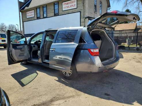 2011 HONDA ODYSSEY EXL - - by dealer - vehicle for sale in milwaukee, WI
