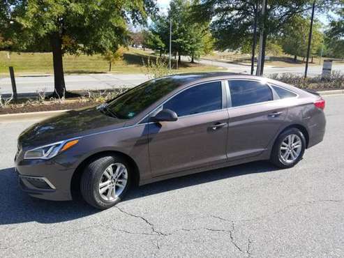 2015 HYUNDAI SONATA SE - cars & trucks - by owner - vehicle... for sale in Laurel, District Of Columbia