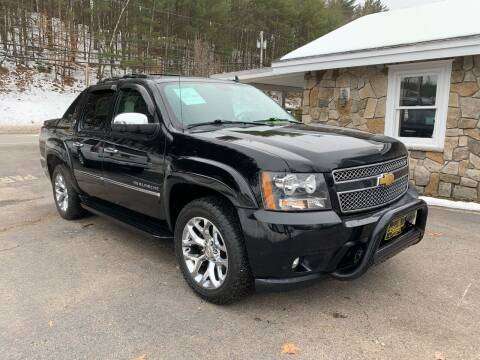 27, 999 2013 Chevy Avalanche LTZ Crew Cab 4x4 Perfect, NAV for sale in Belmont, MA
