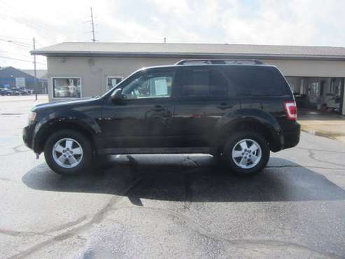 2012 Ford Escape XLT 4X4 V6! WARRANTY! NO ACCIDENTS! for sale in Cadillac, MI