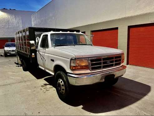 F450 Super Duty Truck V-8 engine FLATBED W/LIFT GATE - cars & for sale in Claremont, CA