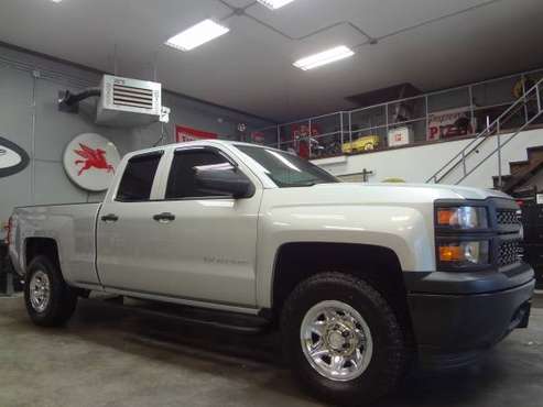 2015 Chevy Silverado Double Cab 1500 2WD Southern Truck! Clean! for sale in Brockport, NY