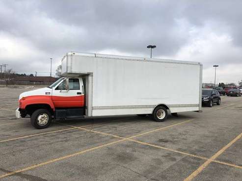 Wow! Awesome 24 foot GMC C5500 moving/box truck! for sale in St. Charles, IL