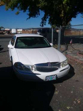 2001 Lincoln Continental for sale in Klamath Falls, OR